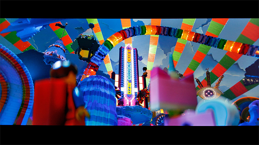 No lacking of detail, contrast, and vibrancy in The Lego Movie. Every frame is awesome!